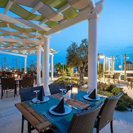 Royal Teos Thermal Clinic & - Halal