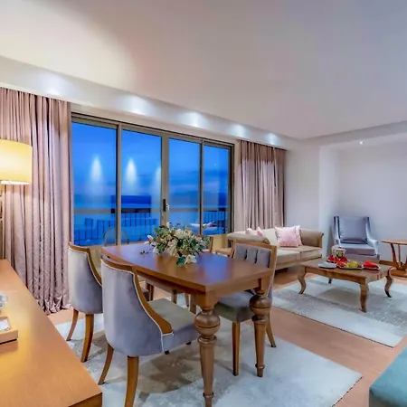 Royal Teos Thermal Clinic & - Halal 酒店