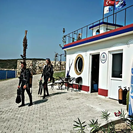 Royal Teos Thermal Clinic & - Halal 酒店