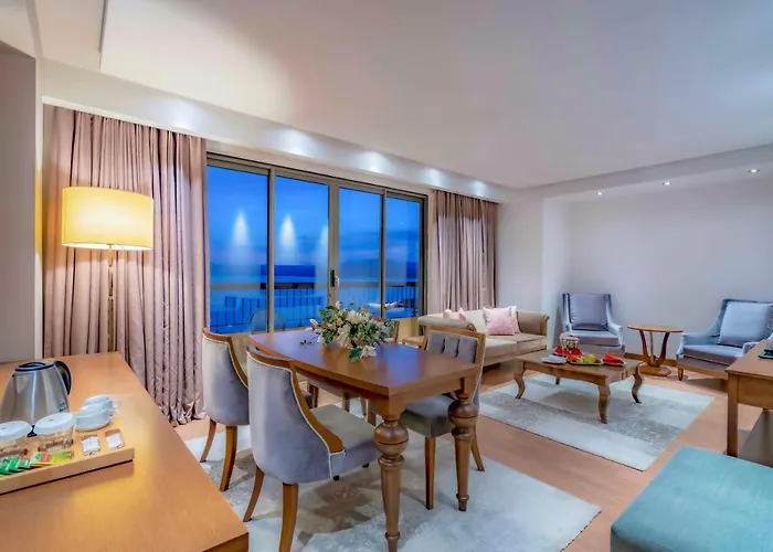 Royal Teos Thermal Clinic & - Halal Отель