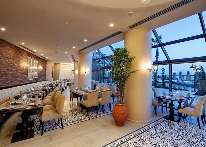 Royal Teos Thermal Clinic & - Halal 5*