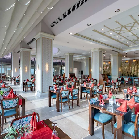 Royal Teos Thermal Clinic & - Halal 5* سفيريهيسار