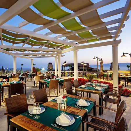 Royal Teos Thermal Clinic & - Halal 5*