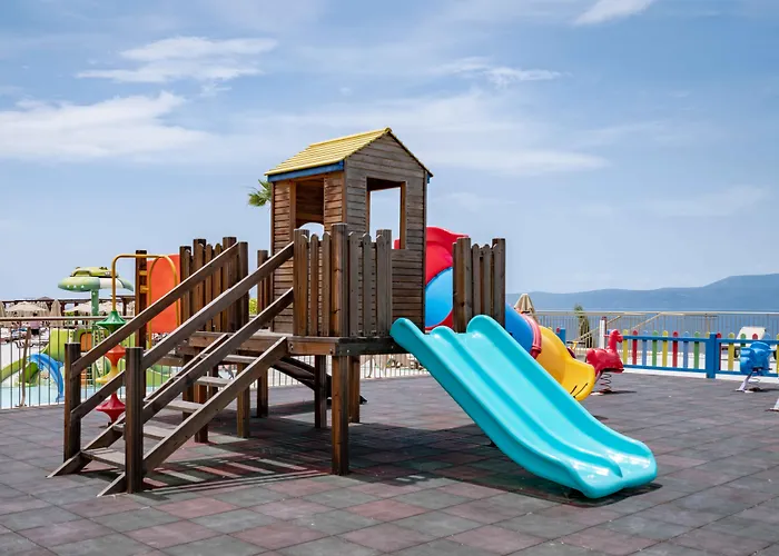 Royal Teos Thermal Clinic & - Halal