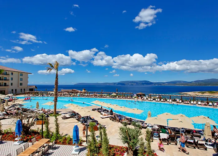 Royal Teos Thermal Clinic & - Halal 5*